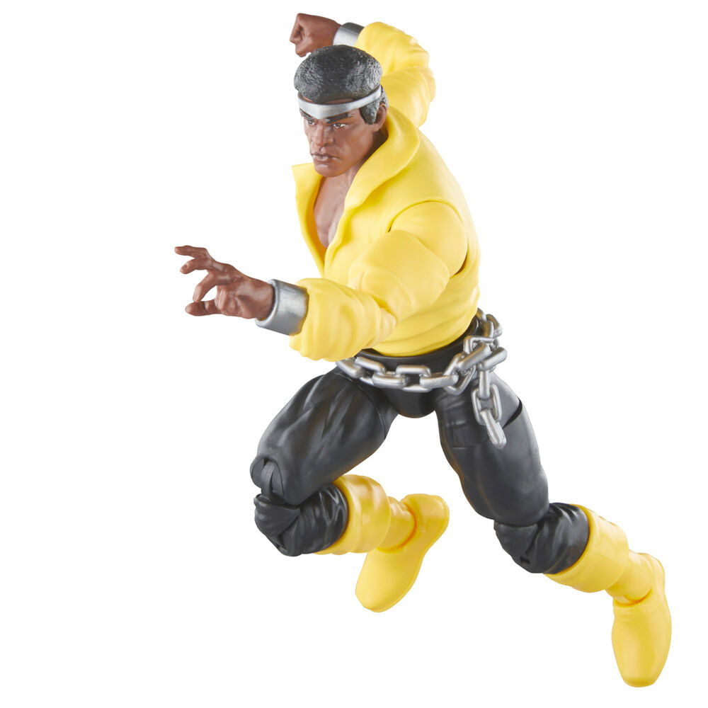 Photo de la figurine Bullseye avec ses accessoires sur fond neutre