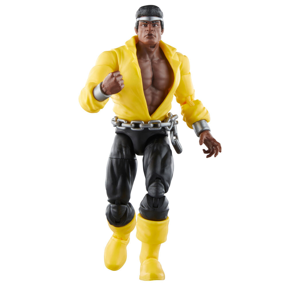 Présentation des accessoires fournis avec la figurine Luke Cage Power Man HASBRO