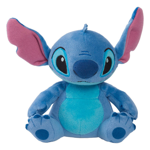 Zoom sur la peluche Stitch JUST PLAY montrant sa texture douce et ses finitions