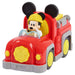 Véhicule rouge assorti à la figurine Mickey, prêt pour l'aventure