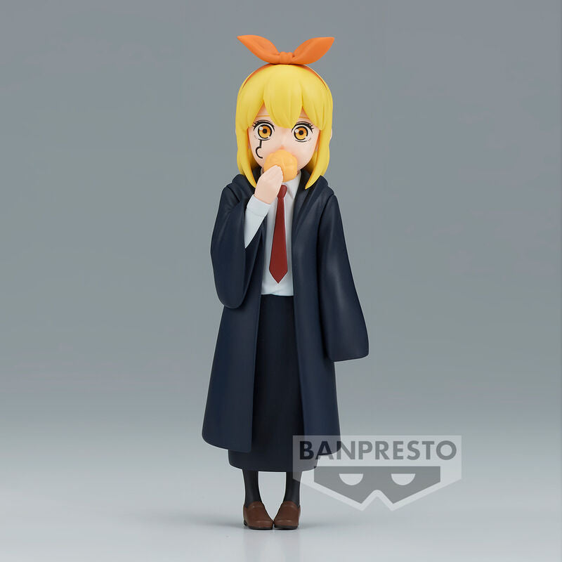 Profil gauche de la figurine Lemon Irvine, mettant en valeur les détails du visage et des vêtements
