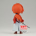 Zoom sur le visage expressif de la figurine Kenshin Himura Q Posket BANPRESTO