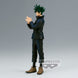 Zoom sur le visage expressif de la figurine Megumi Fushiguro Jujutsu Kaisen par BANPRESTO