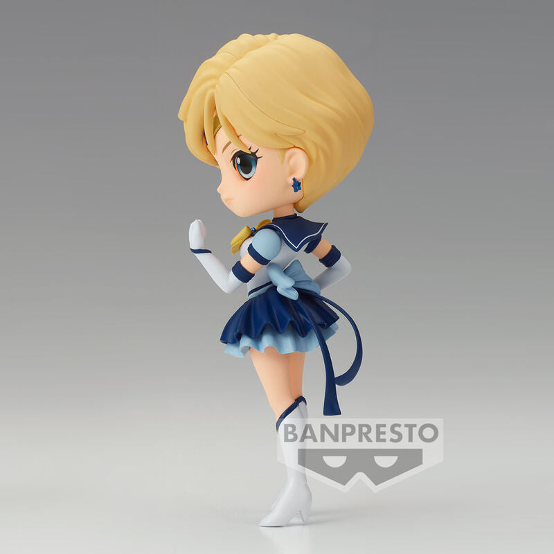 Vue arrière de la figurine BANPRESTO Sailor Uranus Eternal avec détails du costume et des cheveux