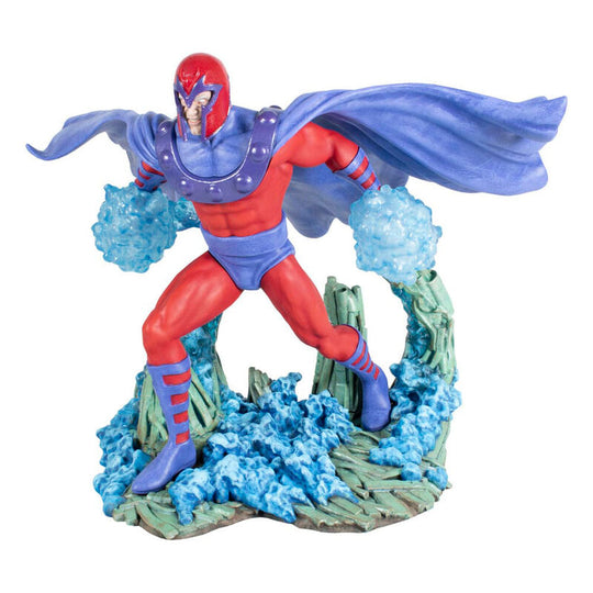 Figurine Magneto Marvel Comic Gallery de 25,5 cm en PVC, vue de face avec détails précis du costume et du casque rouge iconique
