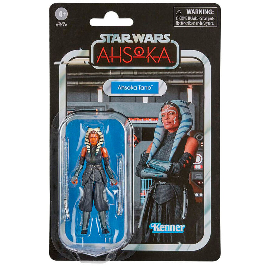 Gros plan sur le visage d'Ahsoka Tano montrant les traits caractéristiques et les couleurs fidèles