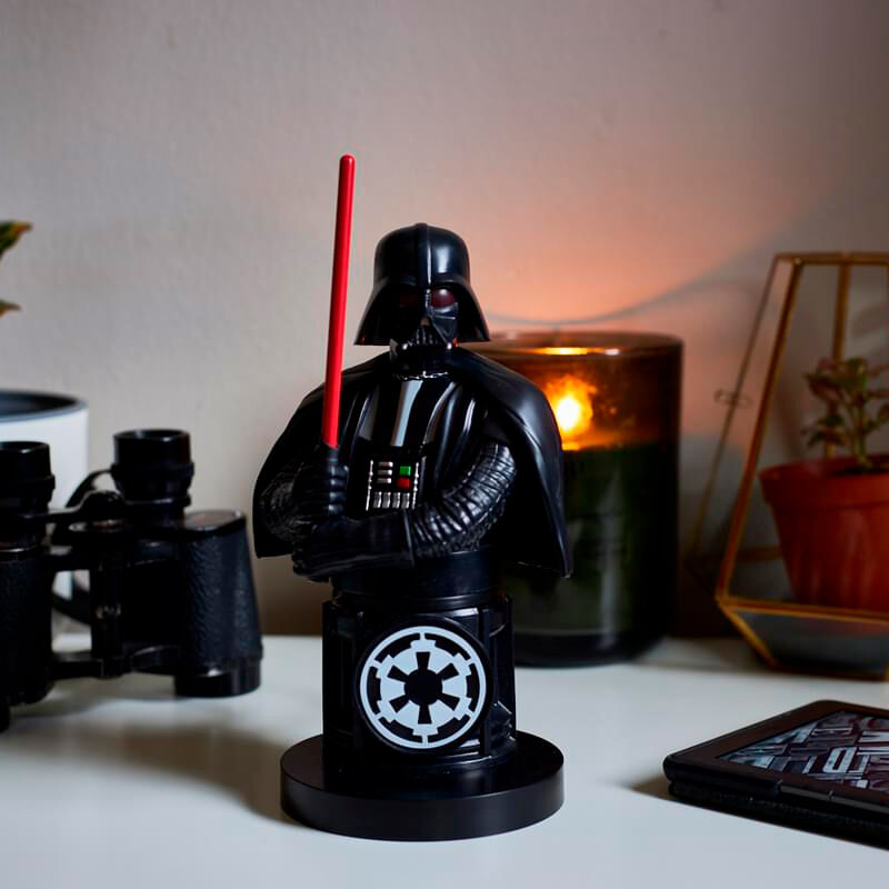 Support Cable Guy et accessoires de jeu Star Wars assortis