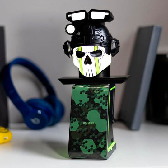 Support de charge avec logo Marvel éclairé et ambiance gaming immersive