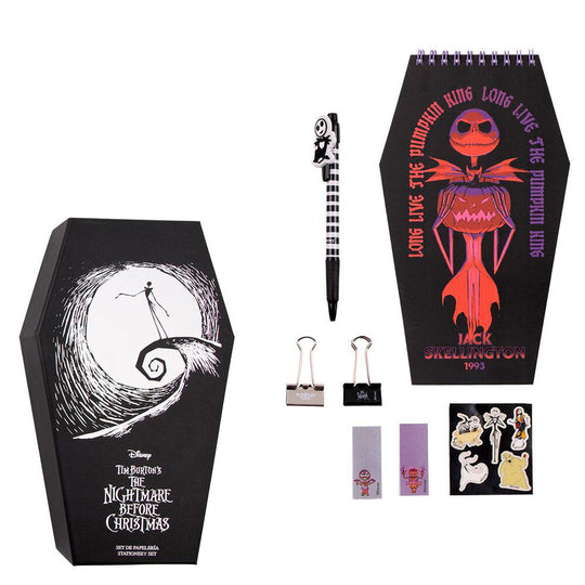 Accessoires de papeterie assortis, incluant règles et gommes à l'effigie des personnages Disney