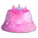 Vue latérale du chapeau seau Squishmallows Lola montrant la texture en fourrure teddy et la broderie DIFUZED