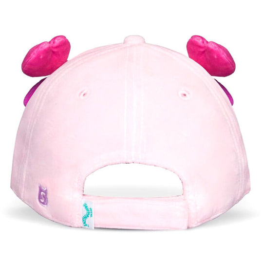 Image rapprochée de la texture moelleuse et douce de la peluche Cailey Cap Squishmallows de marque DIFUZED