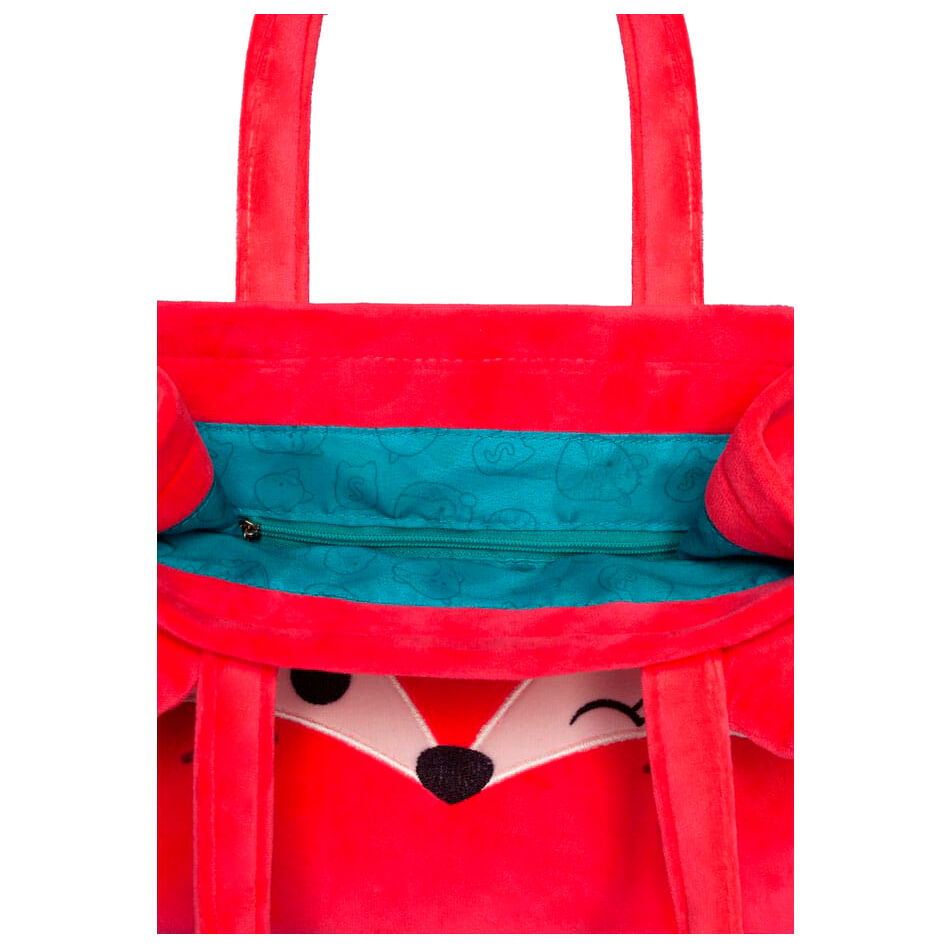 Vue d'ensemble du sac tote Squishmallows Fifi montrant sa texture peluche et sa forme pratique