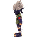 Vue arrière de la figurine Kakashi Minix mettant en valeur le manteau et les accessoires