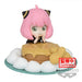 Figurine Anya Forger de Spy X Family en position debout, vue de face, haute de 6 cm