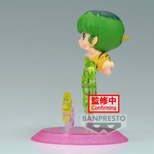 Photo de la figurine Urusei Yatsura Ten Q Posket posée sur une surface blanche avec éclairage neutre