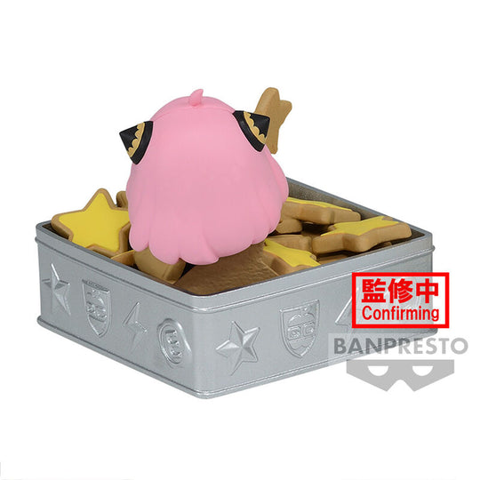 Ensemble complet de la figurine Anya Forger Spy X Family Vol.1 avec son socle d'exposition