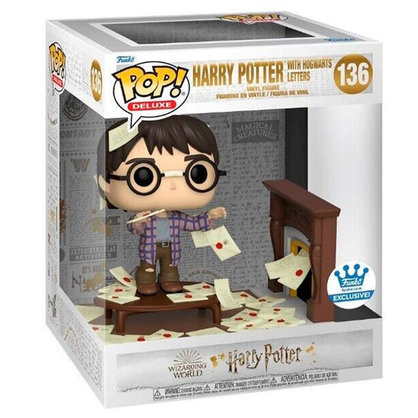 Figurine Funko POP Deluxe Harry Potter avec lettres de Poudlard dans sa boîte cadeau exclusive