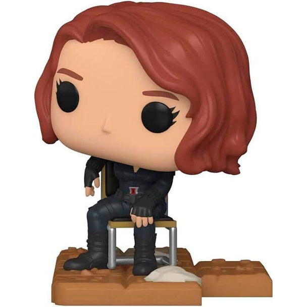 Figurine Funko POP Deluxe de Black Widow des Avengers Marvel dans sa boîte cadeau avec fenêtre, vue de face détaillée.
