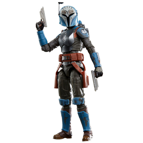 Zoom sur le visage détaillé de la figurine Bo-Katan Kryze avec casque et marquages bleus caractéristiques