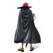 Zoom sur le visage expressif et les accessoires de la figurine Shanks King of Artist BANPRESTO