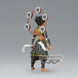 Vue latérale de la figurine Zohakuten Demon Slayer avec éclairage mettant en valeur les textures
