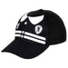 Détail du logo et du design varsity sur la casquette enfant Wednesday KARACTERMANIA taille 55 cm