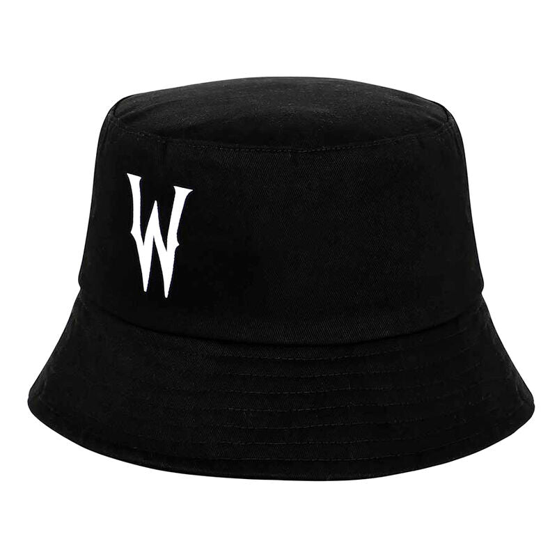 Chapeau bob enfant Wednesday de KARACTERMANIA en taille 55cm présenté sur fond blanc, style fisherman's cap