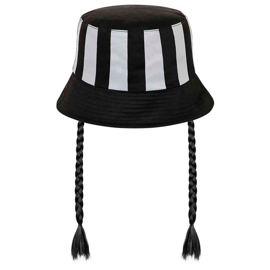 Chapeau bob Wednesday porté par un enfant de 8 ans en extérieur, parfait pour les journées ensoleillées