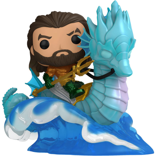 Vue latérale de la figurine POP Ride Deluxe Aquaman, mettant en valeur les finitions précises et la pose dynamique