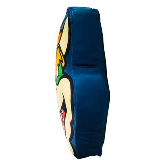 Vue rapprochée du coussin Bowser 3D montrant la texture douce en microfibre et les finitions soignées du produit officiel Nintendo