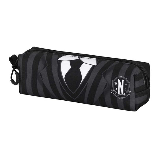Image de la trousse Wednesday Uniform ouverte, affichant l'intérieur spacieux pour stylos et accessoires