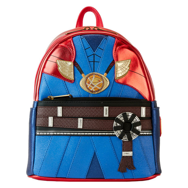 Vue avant du sac à dos Loungefly Marvel Doctor Strange en cuir vegan avec détails métalliques et broderies.
