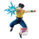 Gros plan sur le visage expressif de la figurine Yusuke Urameshi Yu Yu Hakusho