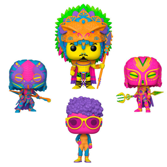 Vue rapprochée des figurines Funko POP exclusives Marvel Black Panther Wakanda Forever montrant les détails et couleurs vives