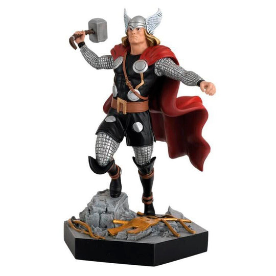 Vue avant de la figurine Marvel VS. Thor à l'échelle 1:16, hauteur 14 cm, avec détails réalistes