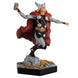 Gros plan sur le visage et le marteau de la figurine Thor Marvel, édition EAGLEMOSS HERO COLLECTOR