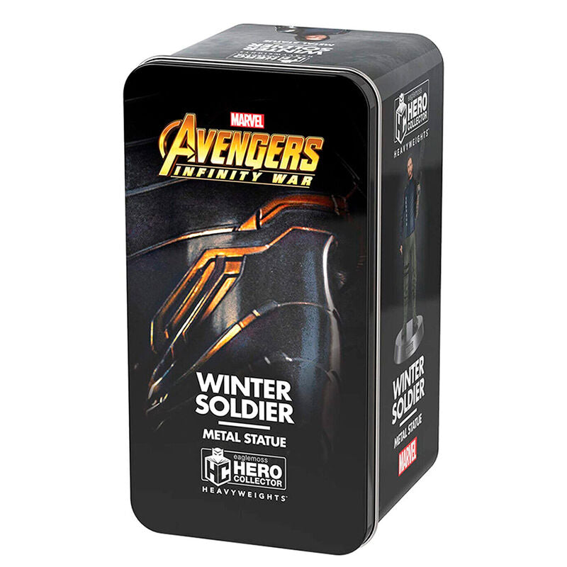 Vue latérale de la figurine Winter Soldier Marvel avec son bras métallique emblématique