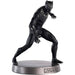 Image de la figurine Black Panther Civil War posée sur socle avec fond neutre
