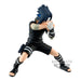 Vue de face détaillée de la figurine Sasuke Uchiha III avec ses vêtements caractéristiques et son expression intense