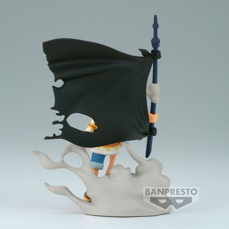 Vue arrière de la figurine Monkey D Luffy mettant en valeur la coiffure et les finitions soignées du modèle