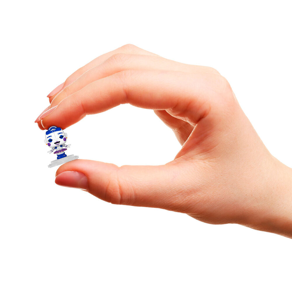 Blister contenant 4 figurines Bitty POP Five Nights at Freddy's avec Ballora et autres personnages dans des boîtiers acryliques transparents