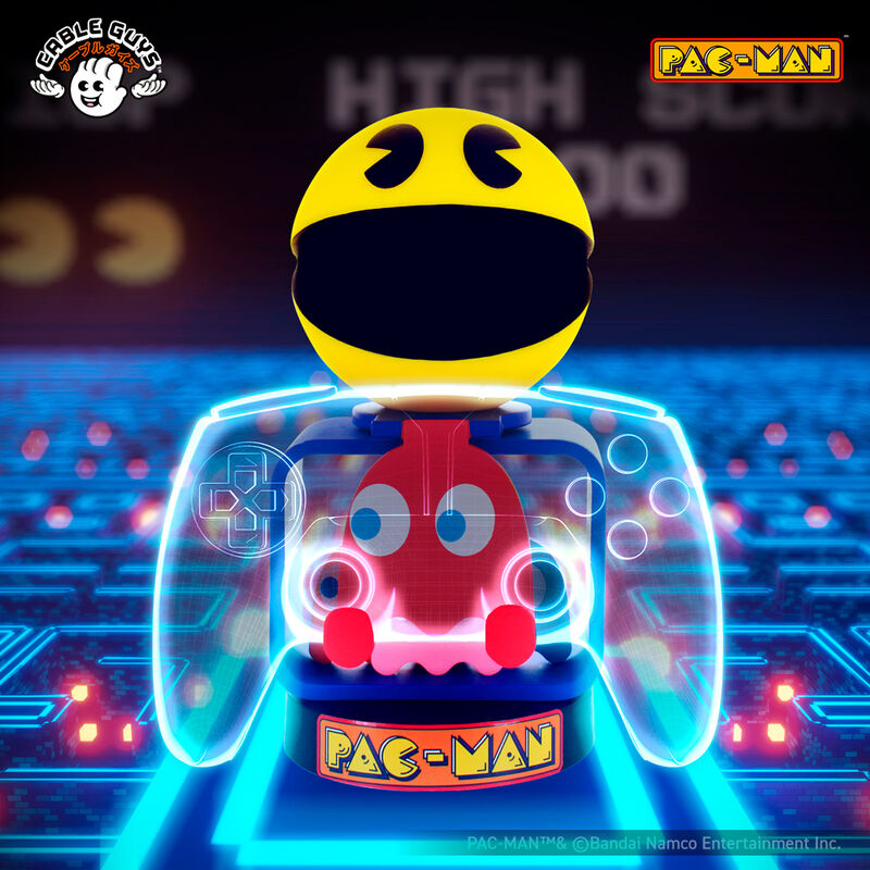 Support Pac Man avec manette Xbox Series S et télécommande TV sur bureau