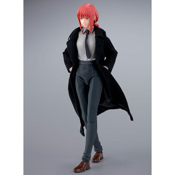 Vue latérale de la figurine Makima S.H. Figuarts, montrant les articulations flexibles