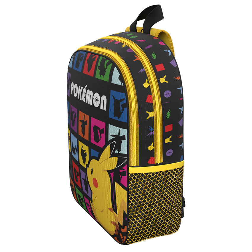 Détail des bandoulières réglables du sac à dos Pokémon CYP BRANDS pour un confort optimal