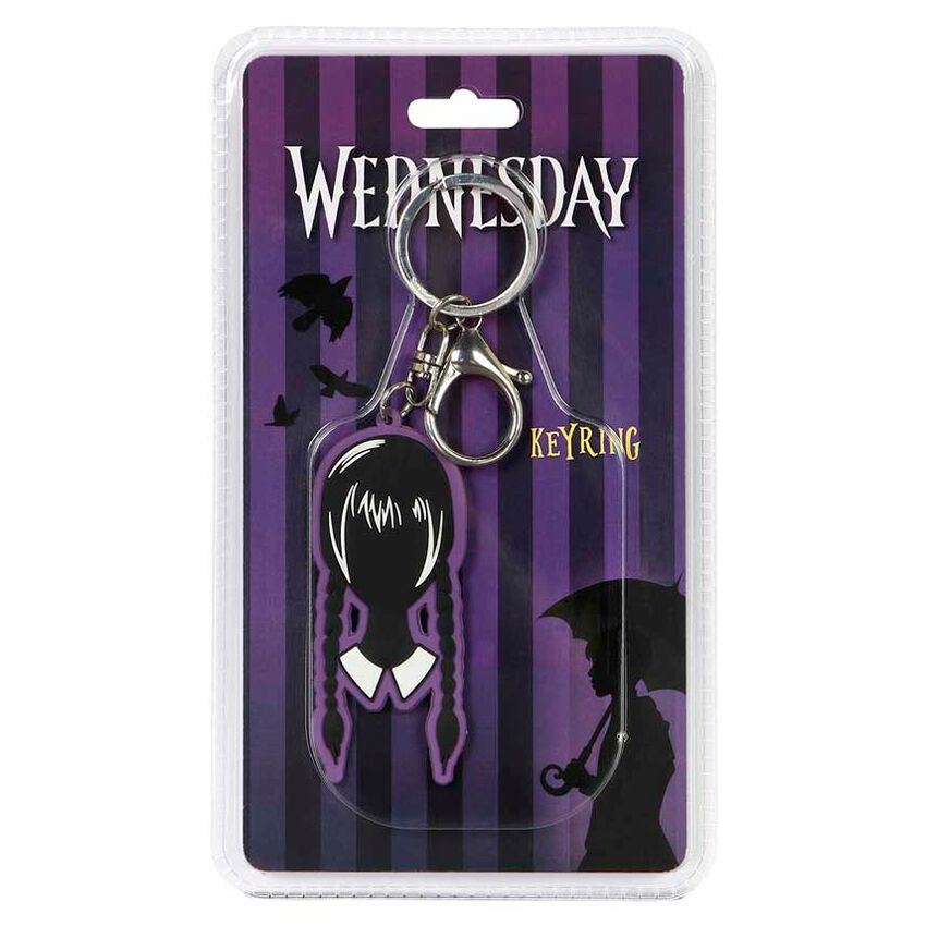 Vue rapprochée du porte-clés tête de Wednesday Addams signé KARACTERMANIA avec détails précis et finition soignée