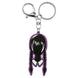 Porte-clés Wednesday Addams accroché à un sac, montrant son design compact et sa robustesse pour un usage quotidien