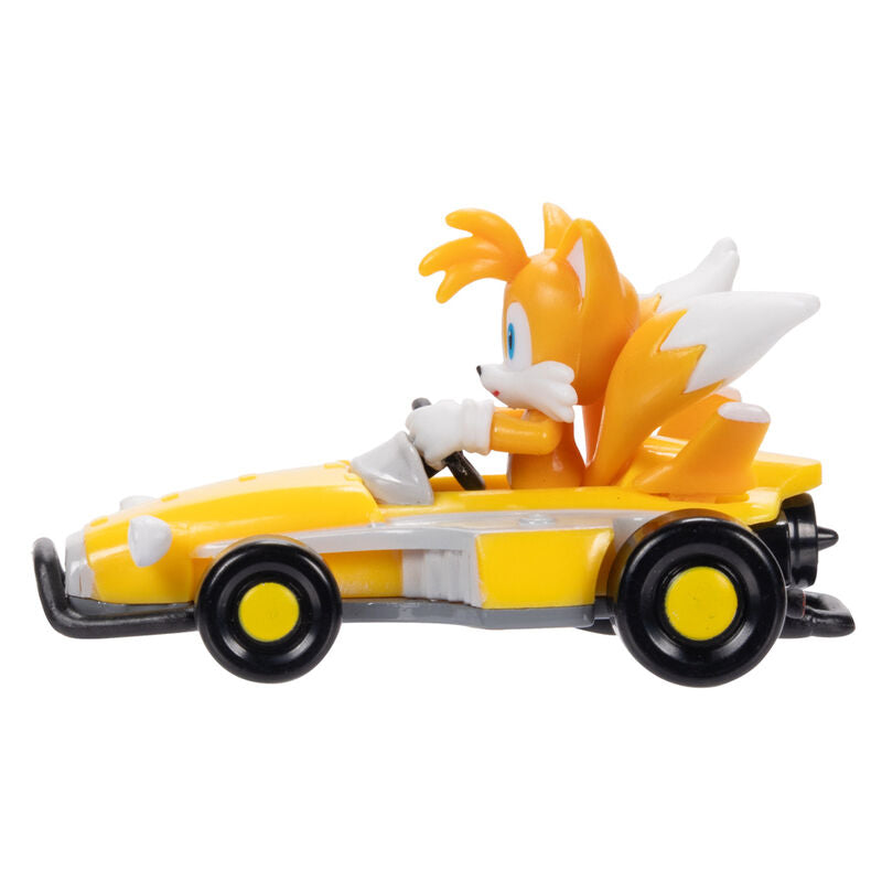 Collection de plusieurs véhicules Sonic the Hedgehog assortis sur fond blanc
