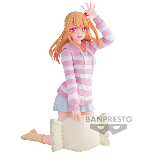 Vue de face de la figurine Ruby Oshi No Ko 15cm avec détails précis et couleurs vives