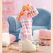Profil gauche de la figurine Ruby Oshi No Ko montrant la posture dynamique et expression faciale