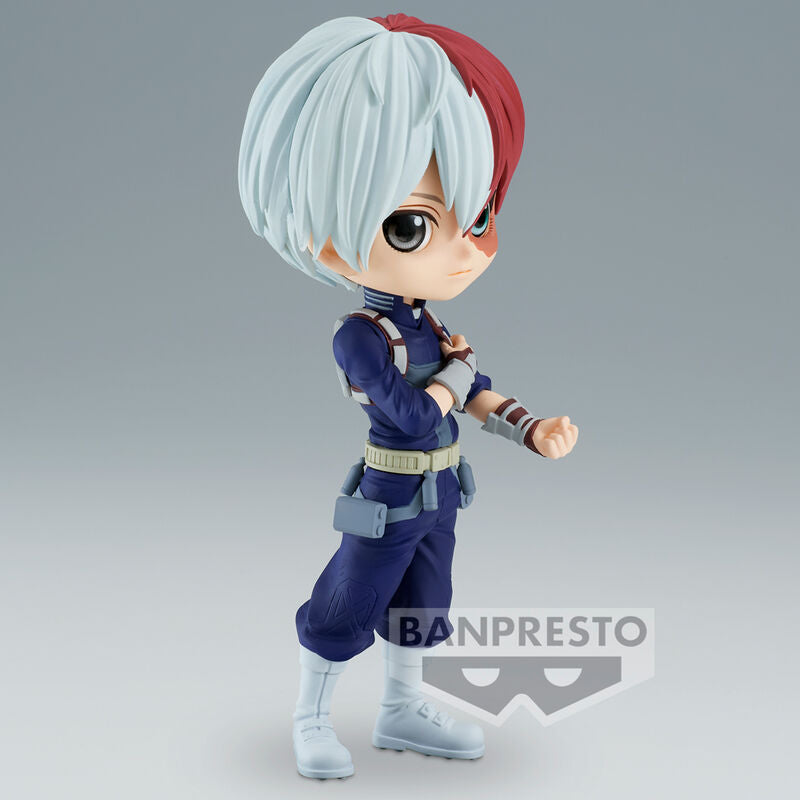 Détail du visage de la figurine Shoto Todoroki Q Posket montrant ses yeux et cheveux bicolores
